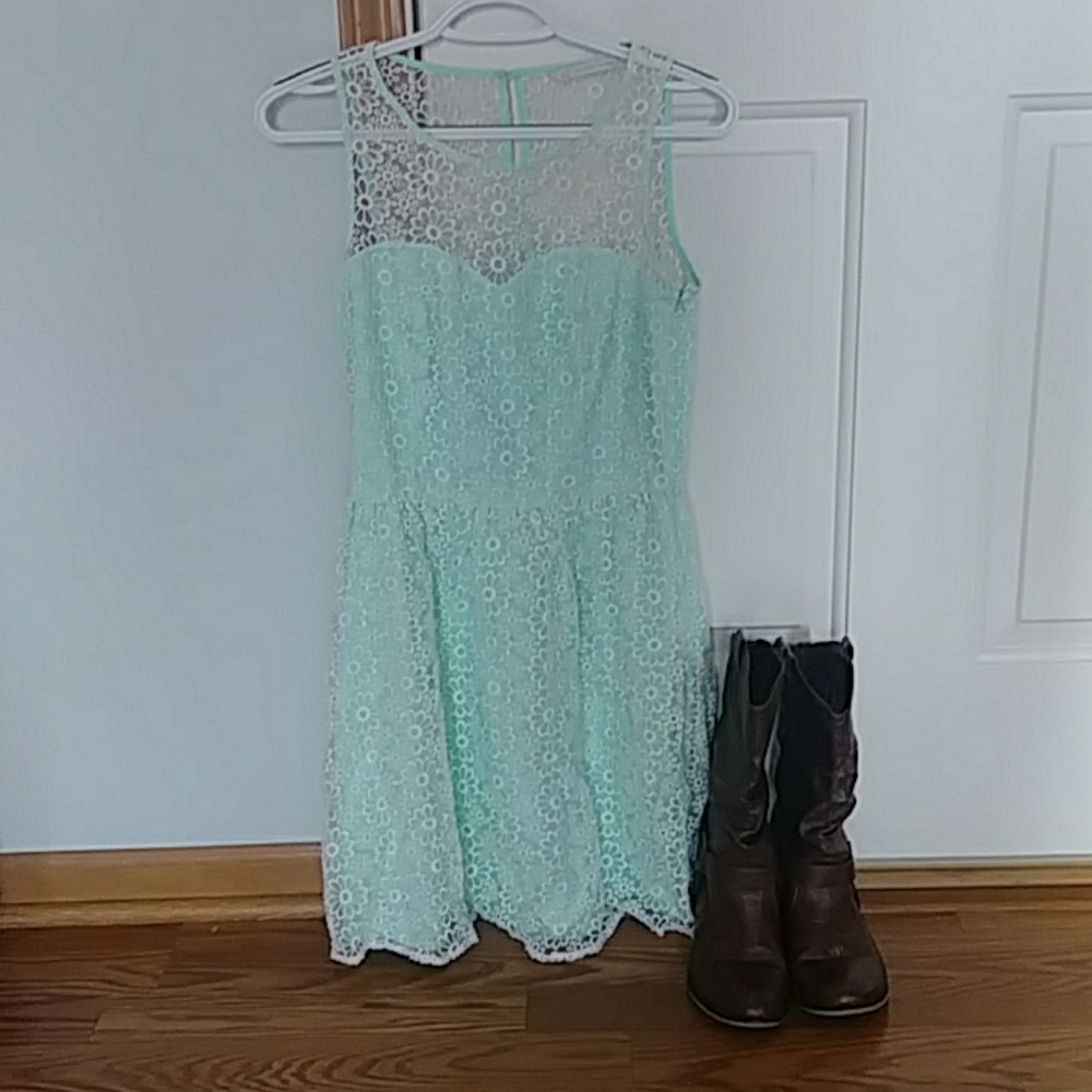 Lauren Conrad sprin mint dress with flower overlay